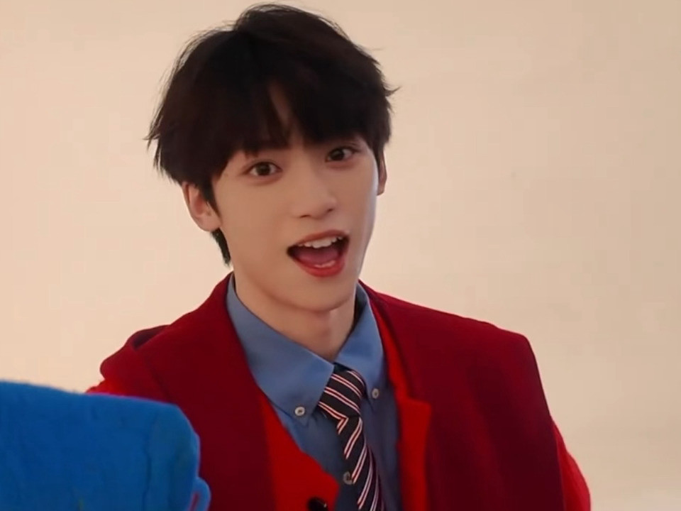 梓渝2026第一条vlog2026第一个渝制朋友圈。梓渝肿么阔以那么可耐啊啊啊