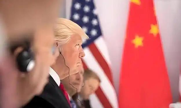 特朗普当了两回总统，终于发现一个问题：只要不跟中国对着干，美国就还是超级大国。