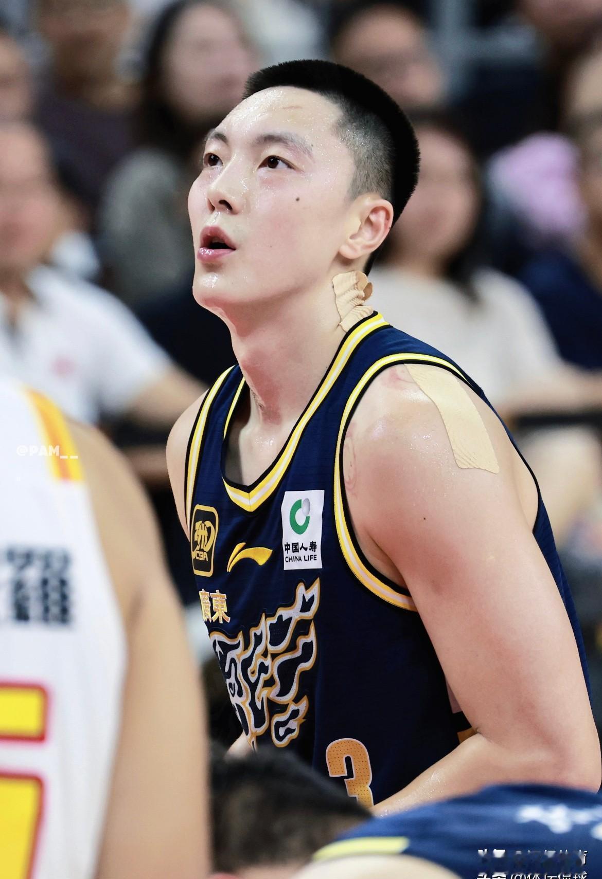 95比89赢球，广东队三分球却砸出24中7的尴尬数据！但杜锋赛后冷笑：我们靠1