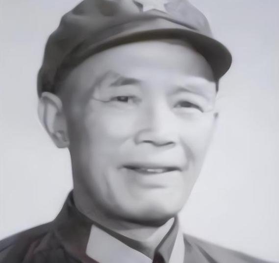 1984年，钟伟病重卧床，黄克诚专程赶来探望，落座后轻声问：“你老家那