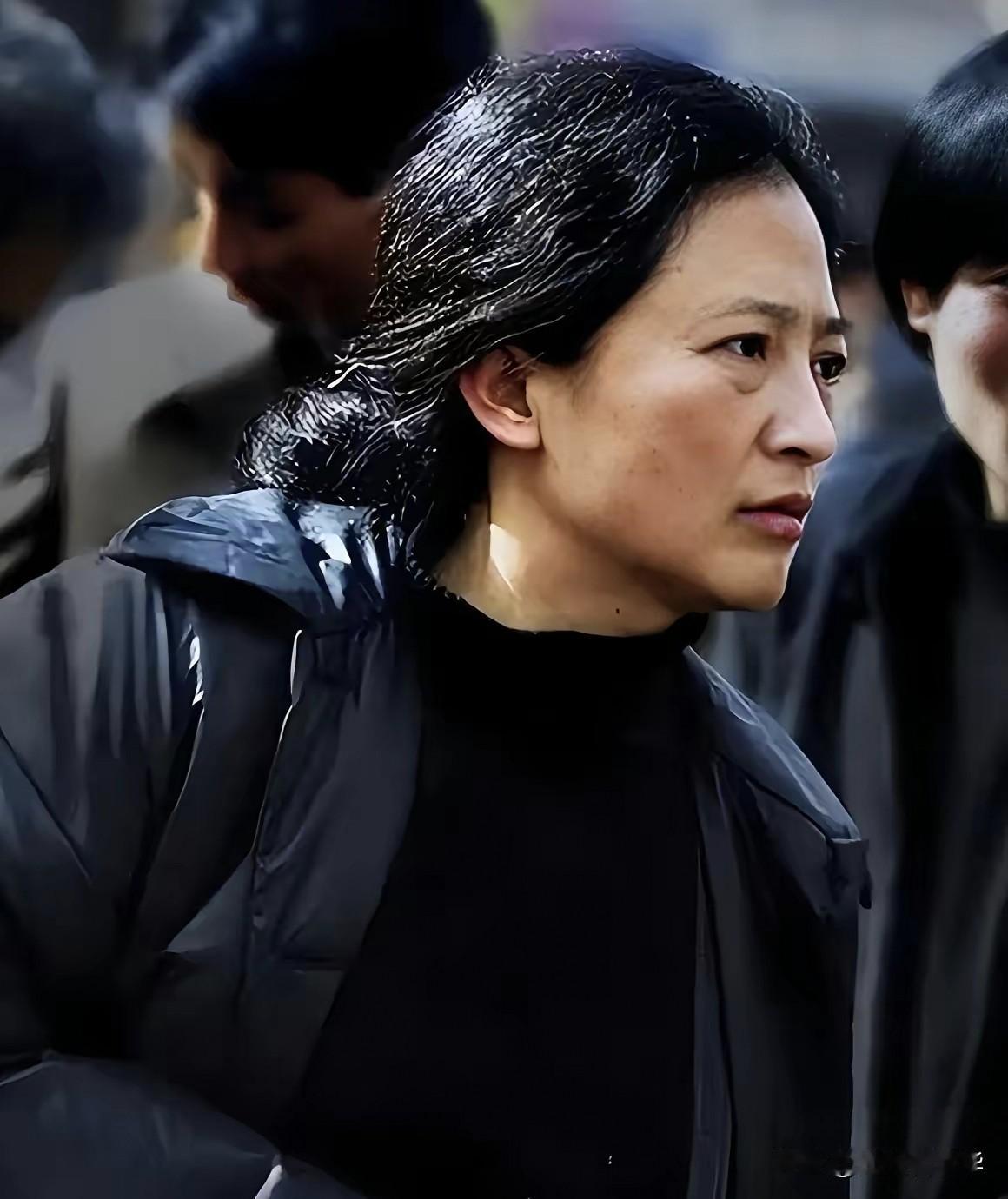 谁能想到，一个浙江义乌的普通女人，凭着一支录音笔、一沓沓泛黄档案，在日本法庭上死