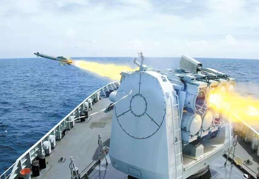 日本抗议无效！就在刚刚，解放军将南海演习的天数延长到了8天。从3天延长到8天