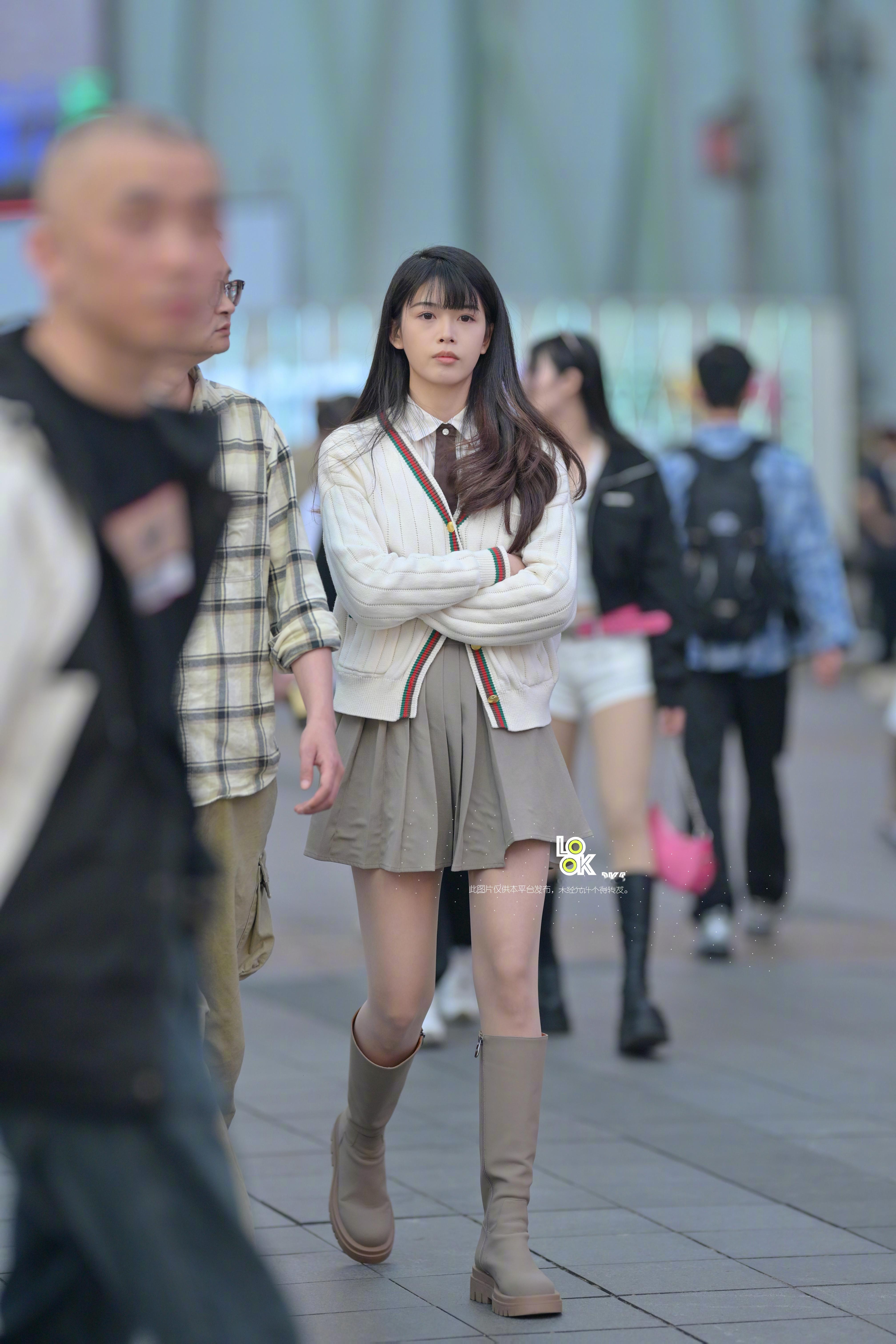 好看主要是小姐姐好看