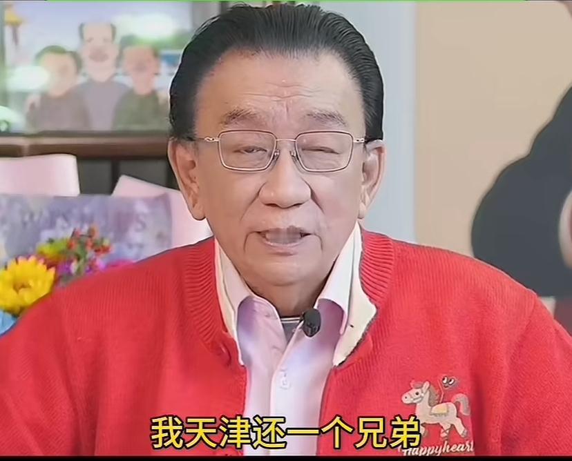 【著名相声演员侯耀华影射天津杨家，直言没有规矩，对此你怎么看？】近日，著名相声