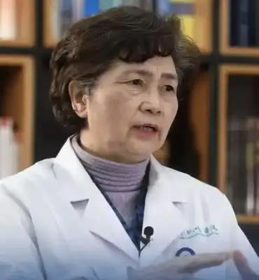 2020当年一声“武汉封城”，李兰娟院士以果敢担当护山河无恙。但很少有人了解，