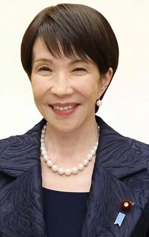 高市早苗动手了！这次不是嘴上说说，日本直接掏出了一张藏了很久的底牌，目标只有一