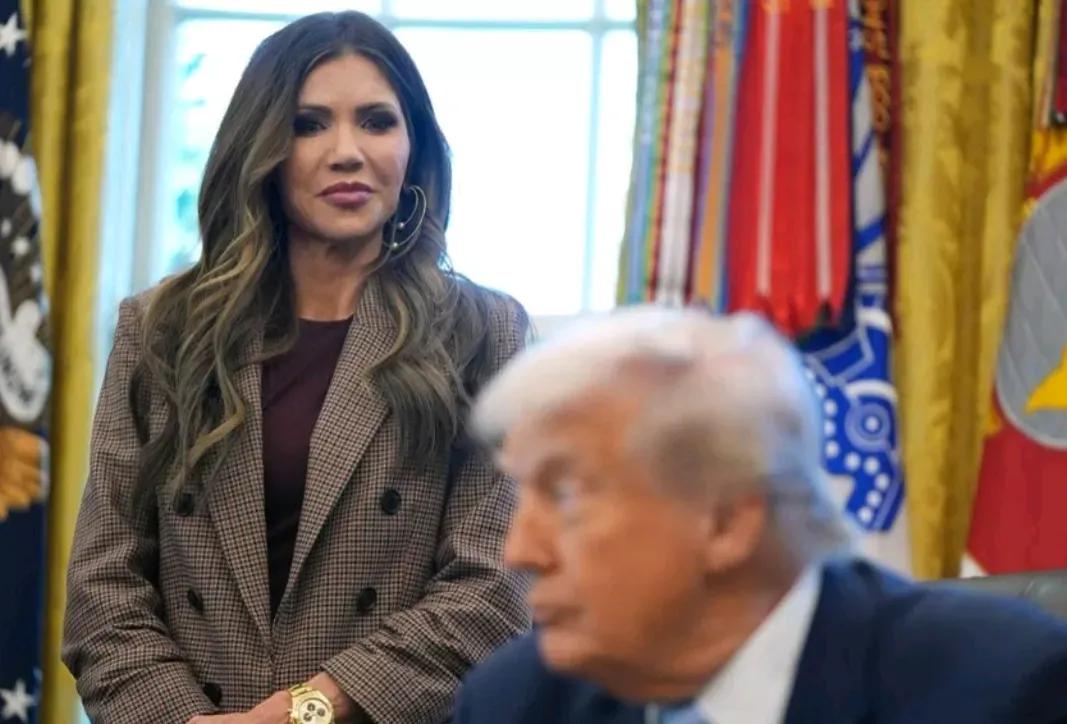 美国国土安全部竟然停摆了CNN报道，国土安全部部长克里斯蒂.诺姆2月14日证