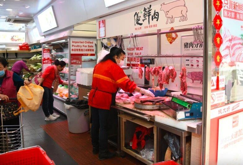 离谱！在香港杀猪年薪百万？