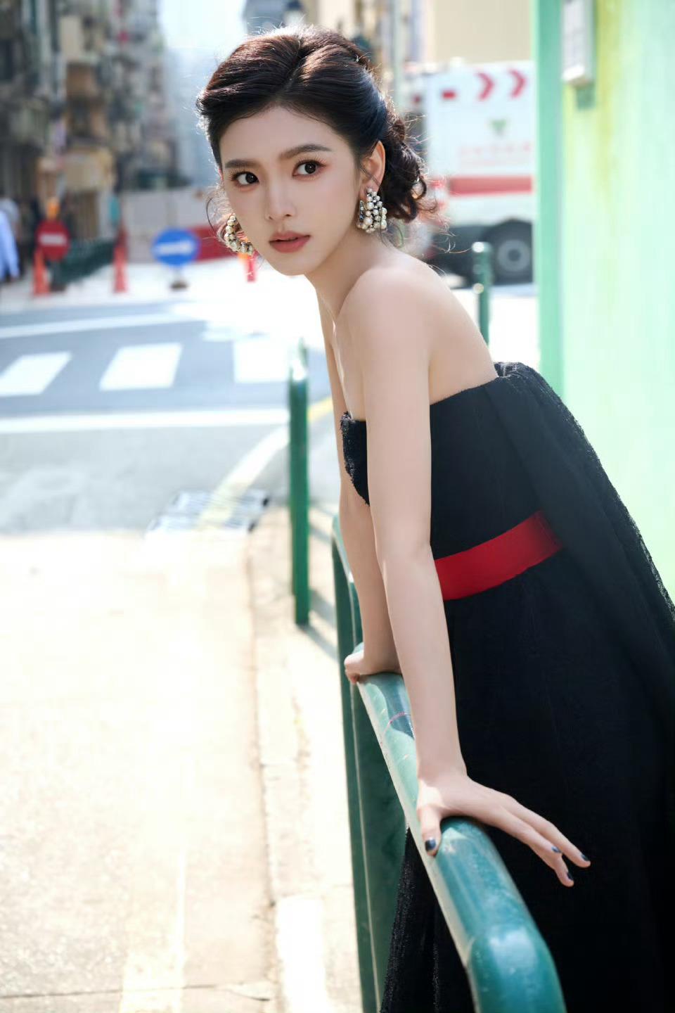 章若楠2025爱奇艺尖叫之夜