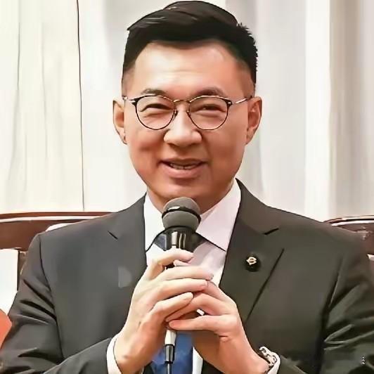 江启臣喊话郑丽文，不提名就退党。台中市两位国民党候选人，江启臣和杨琼璎互不相