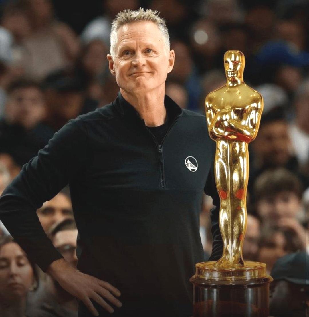 你没有看错，勇士主教练科尔获得了奥斯卡奖，货真价实的奥斯卡大奖。看到勇士主教