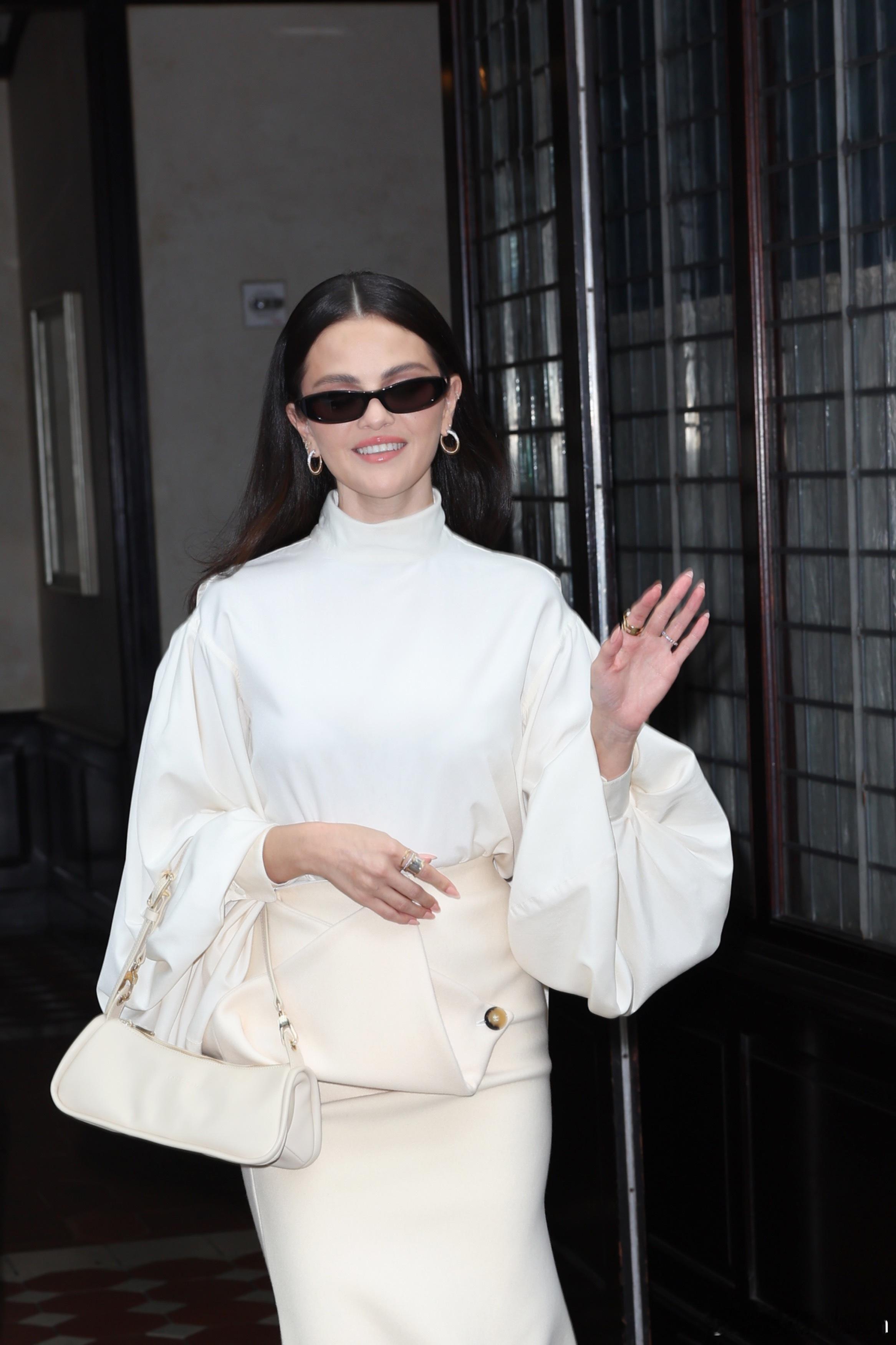 SelenaGomez赛琳娜戈麦斯在纽约外出前往参加FastCompany