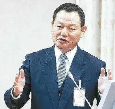 台“陆军司令”李翔宙发表声明，4月5日，台湾地区陆军司令李翔宙表示：至今俄乌战争