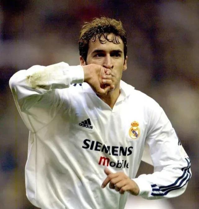 劳尔、舍甫琴科和亨利究竟谁更强？谁的历史地位更高一些？