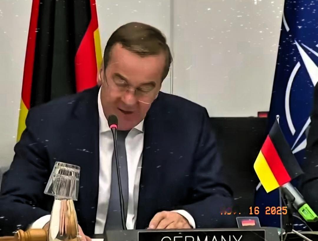 欧洲国家开始抱团了！当地时间14日，德国防长皮斯托里乌斯发布声明，宣布柏林已