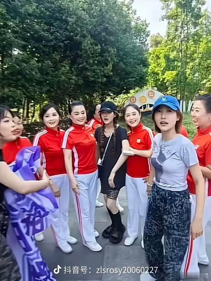 马蹄子真爱粉