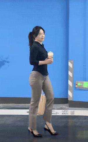 形体不错挺受看，这样身材的女人现在太多了！#女生好身材##美女身材##完美体