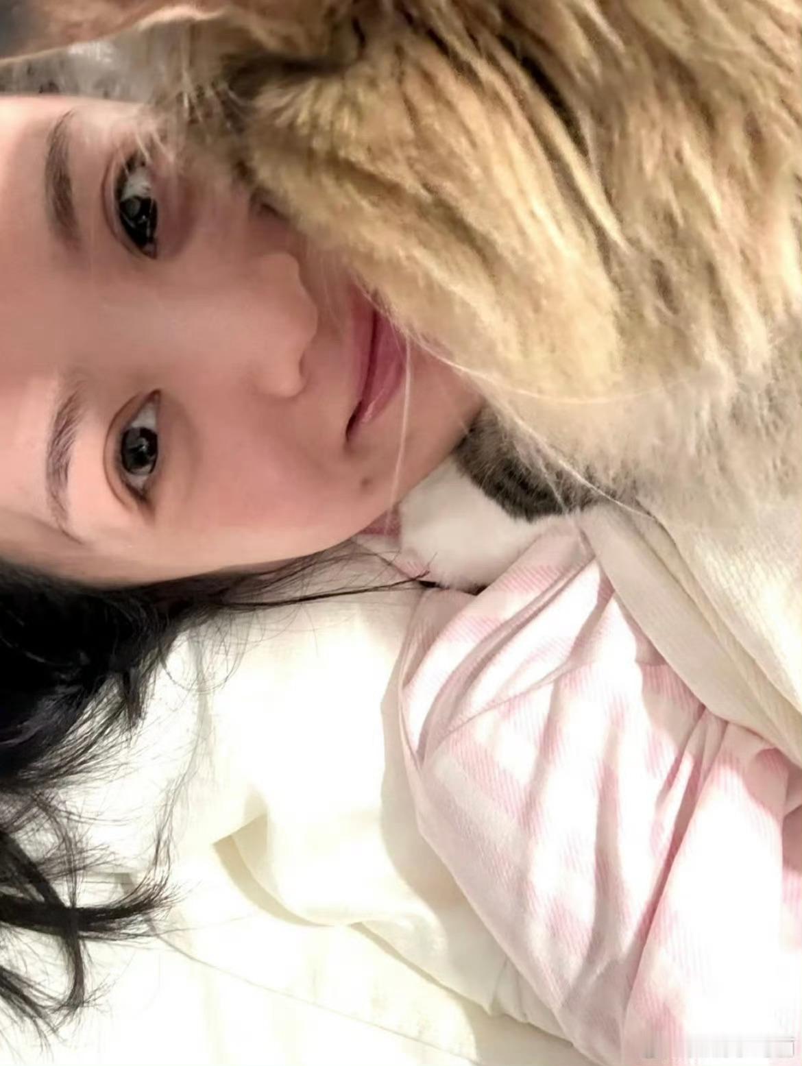 田曦薇记得给我开美颜不好意思田曦薇这张脸素颜就赢了呀🥺田曦薇
