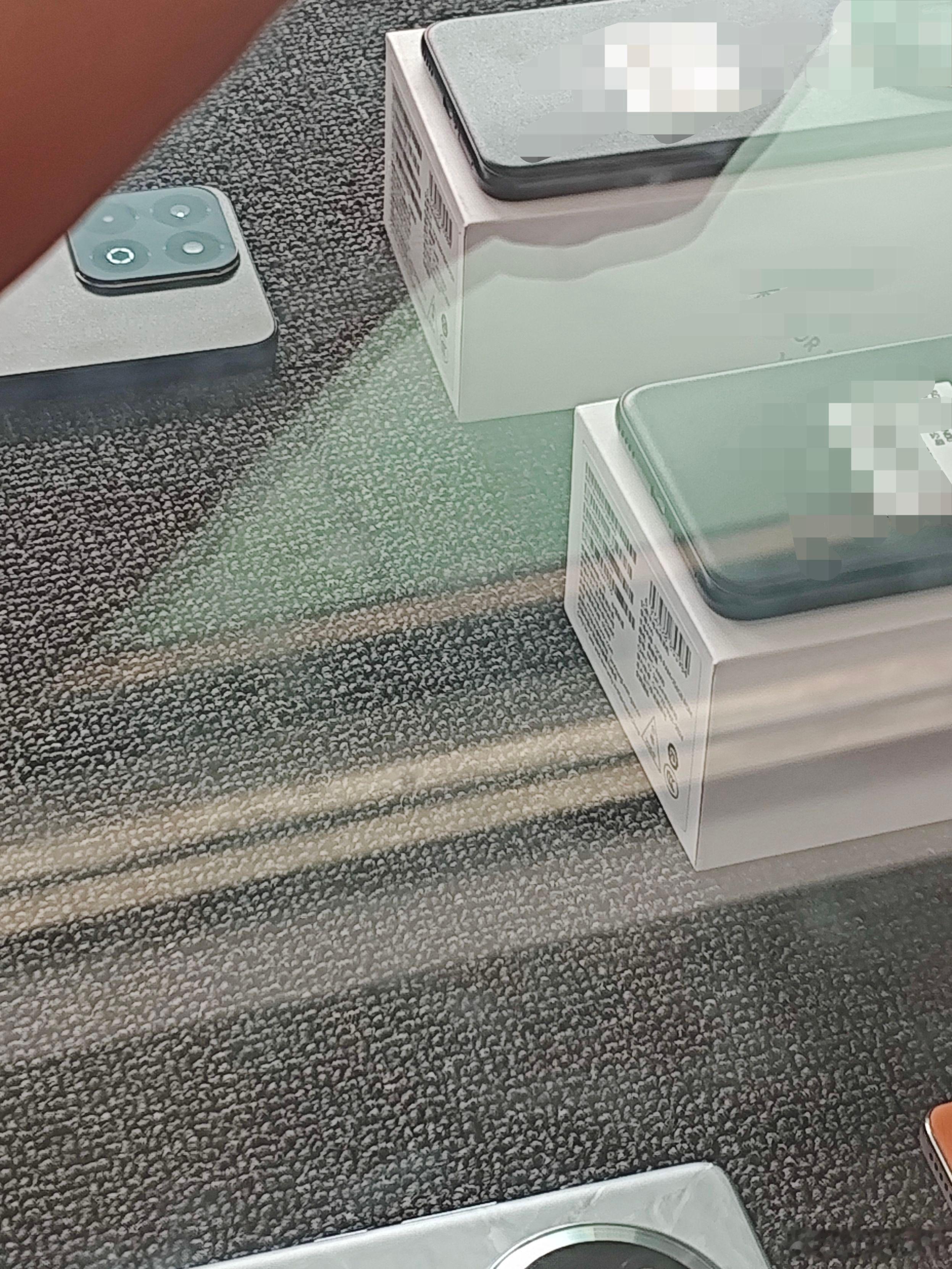 魅族现在给人的感觉已经不止是半死不活了，其实最可怕的不是魅族22跳票两次，也不是