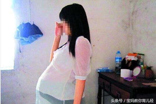 22岁孕妇被迫推进产房, 偷偷塞给医生一纸条, 上面的内容……