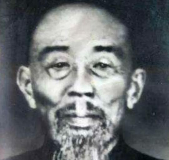 建国后表哥给周恩来写信，被秘书当作普通信件，从此两人失去联系“1950年初春