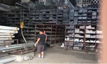 中国的基础工业已经靠体量强到让外国绝望的地步。比如说，金属铝！中国是全球最大