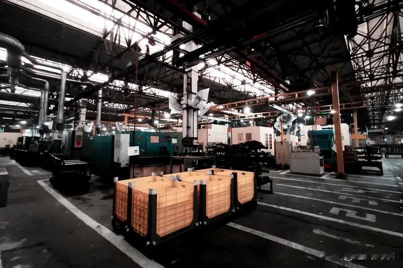 曹德旺为啥敢对美国关税说“不”？这就是中国商人的硬核底气！曹德旺敢硬刚美国关税