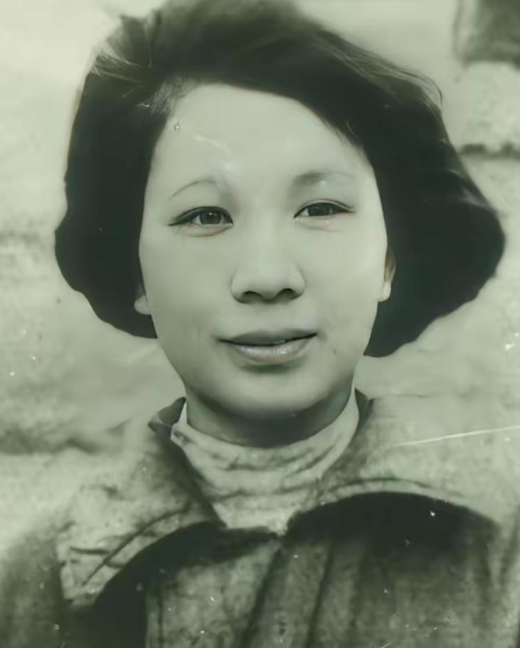 1949年，渣滓洞大屠杀中，盛国玉在枪响前倒地装死，不久，特务进来补枪，谁料，他