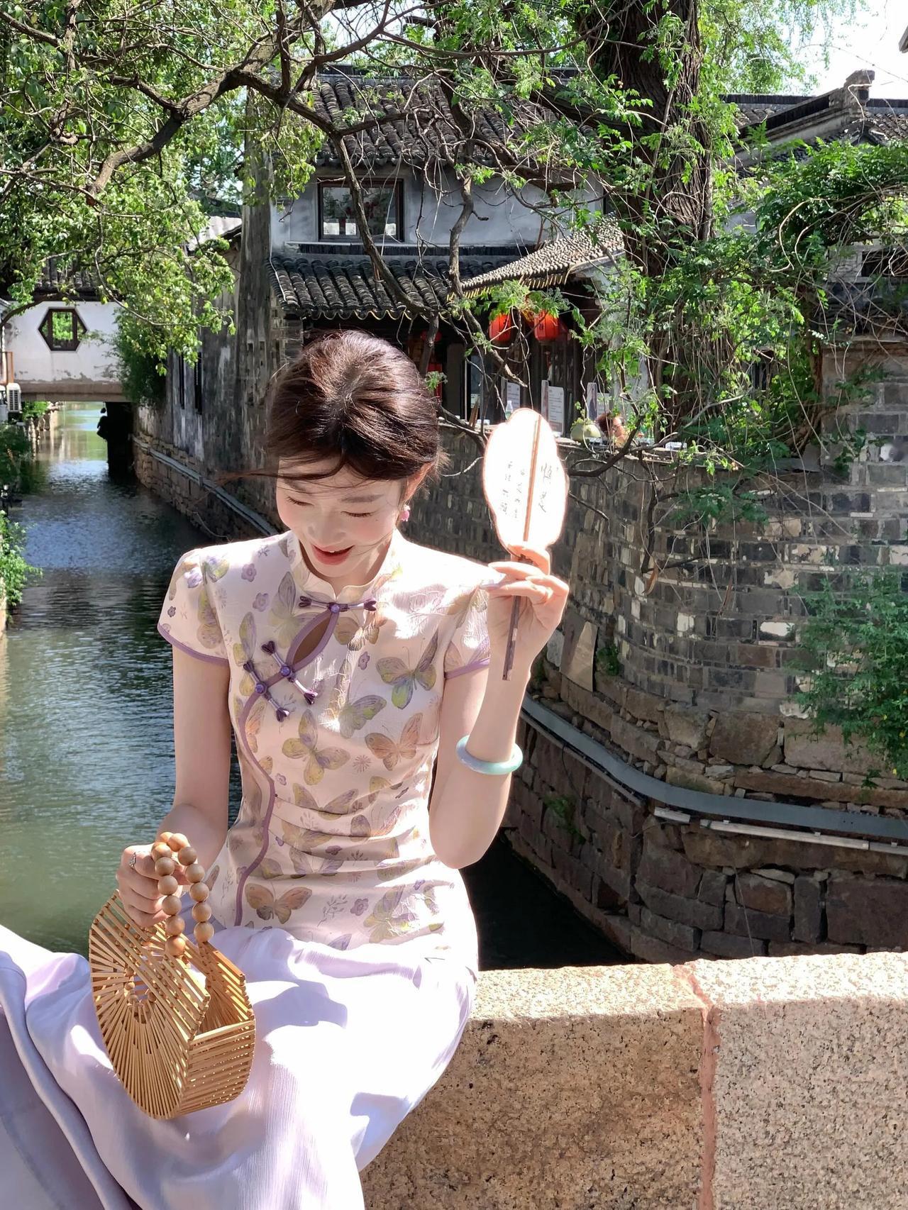 江南水乡旗袍佳人悠然自得旗袍秀美如画淑女范旗袍美女