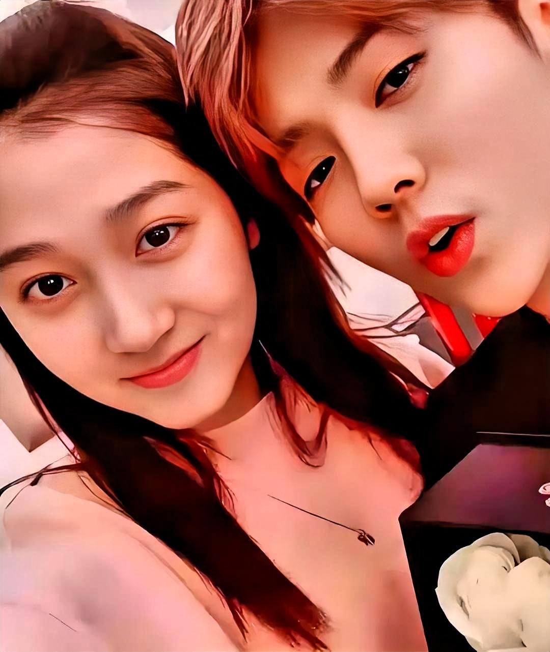 关晓彤被骂“深夜买醉”那天，全网等她道歉。她发了句广告词，评论区闭嘴了。4月