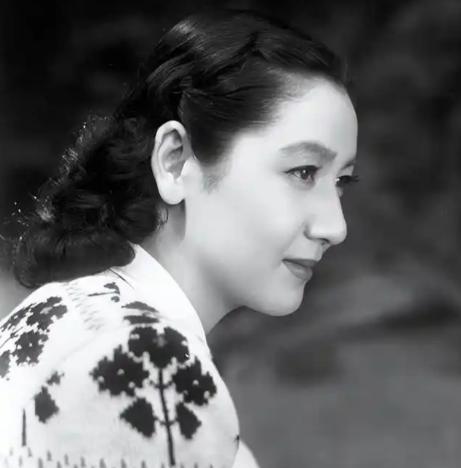 日本为啥敢于游说欧亚各国不要参加九三阅兵？说白了，日本的战后改造是史上最失败的胜