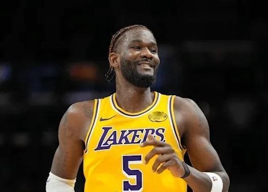 本赛季的马克·威廉姆斯与艾顿终究不是一个档次的！马克·威廉姆斯，23岁，本