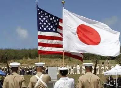 中国现在之所以不和日本打，不是因为中国自己太软弱，也不是为了和平想放过日本，更不