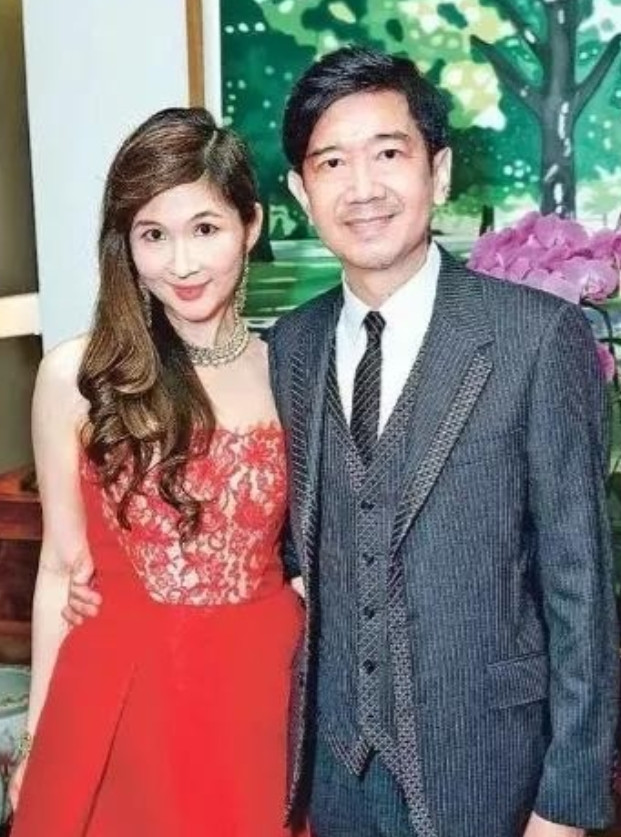 1991年，29岁的杨紫琼和35岁的潘迪生刚离婚，潘迪生就和杨紫琼闺蜜、豪门千金