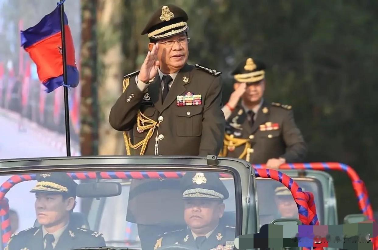 洪森的三个儿子都留学美国，此举足以说明，洪森家族正在向西看。所以，泰国据此判断