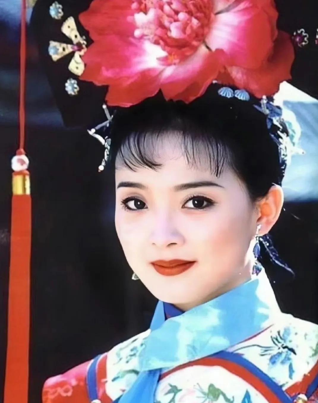 富人不会帮穷人，但是穷人却可以让富人更富。演晴格格的王艳两场直播就卖了高达3