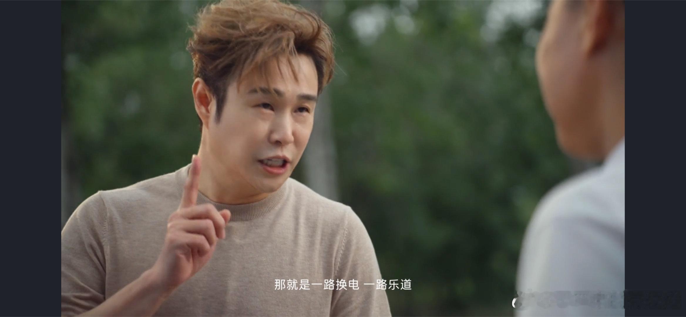 今天9月30号，明天国庆了，我看今天没什么周报发出来，也不知道咋了。但聊