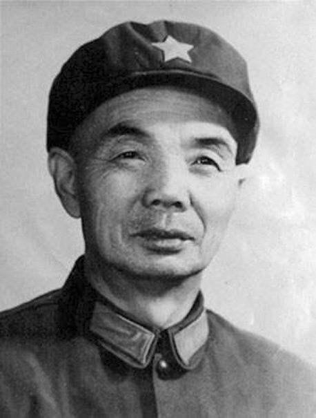 这就是毛主席的好干部。开国中将张达志被称为布衣将军，他在兰州军区当了十几年司令