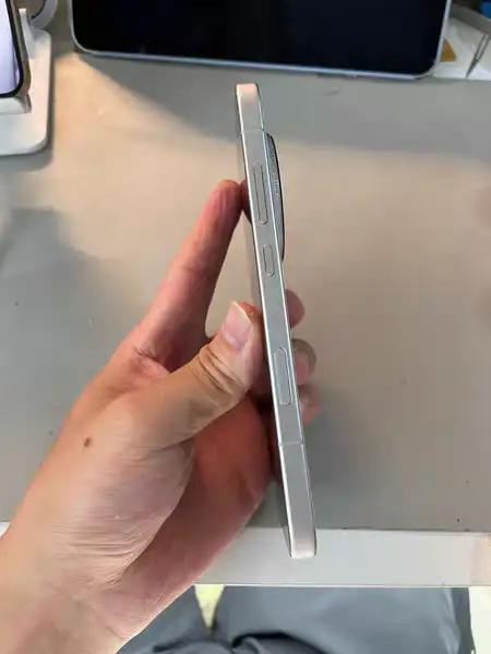 全网爆火的荣耀Power2，用了两个月！不吹不黑，真实体验全说透最近刷遍数