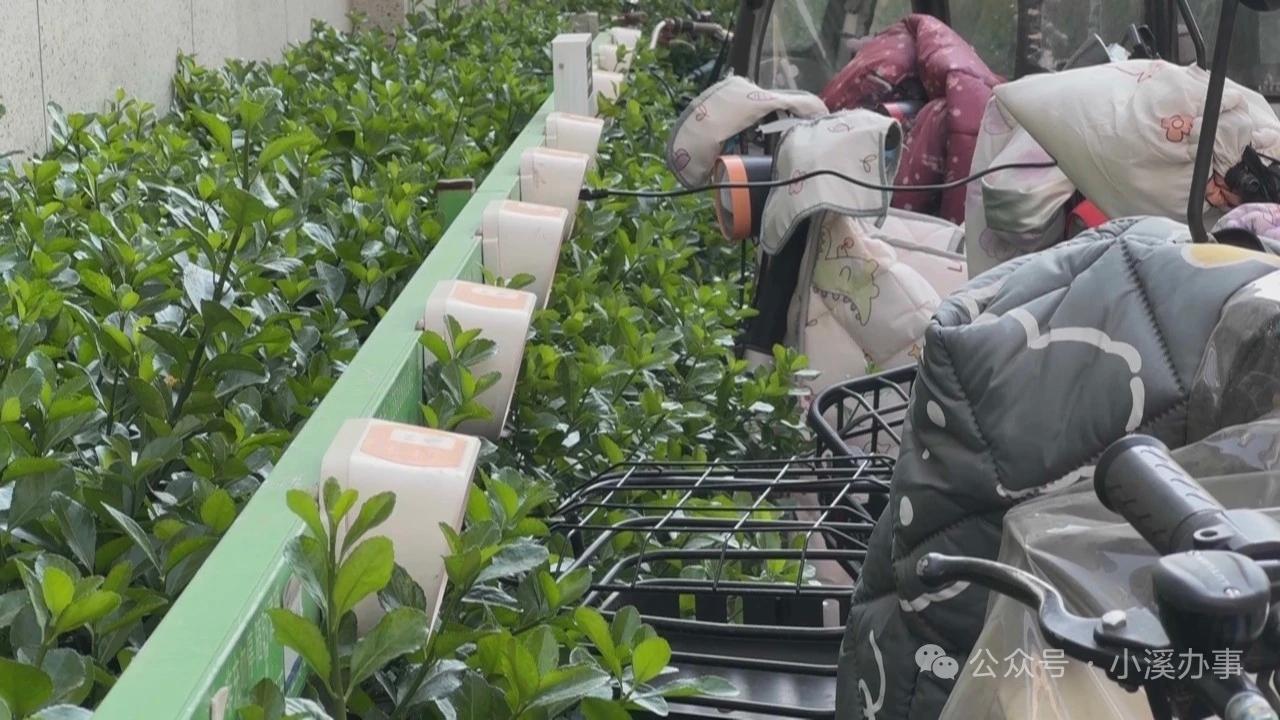 济南电动自行车充电乱象调查：强制充值50元遭投诉，收费分离难落实近日，济南