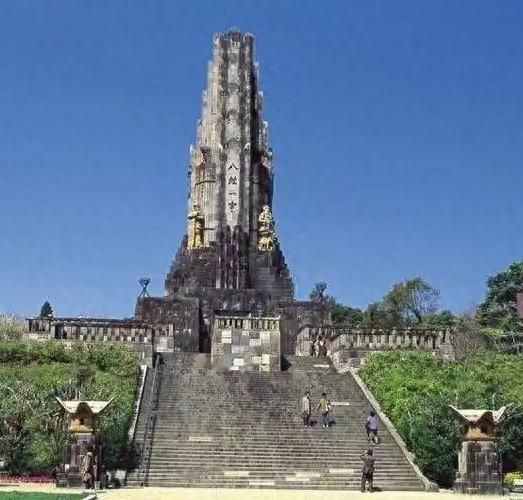 想靠改几个字就洗白一段血淋淋的历史？做梦呢。宫崎县这出戏，演得未免也太廉价了