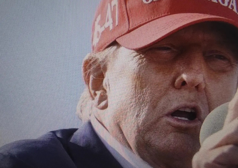 特朗普成了俄乌战争的天平。俄乌战争已经开打3年，乌克兰没有占到任何便宜。特朗普
