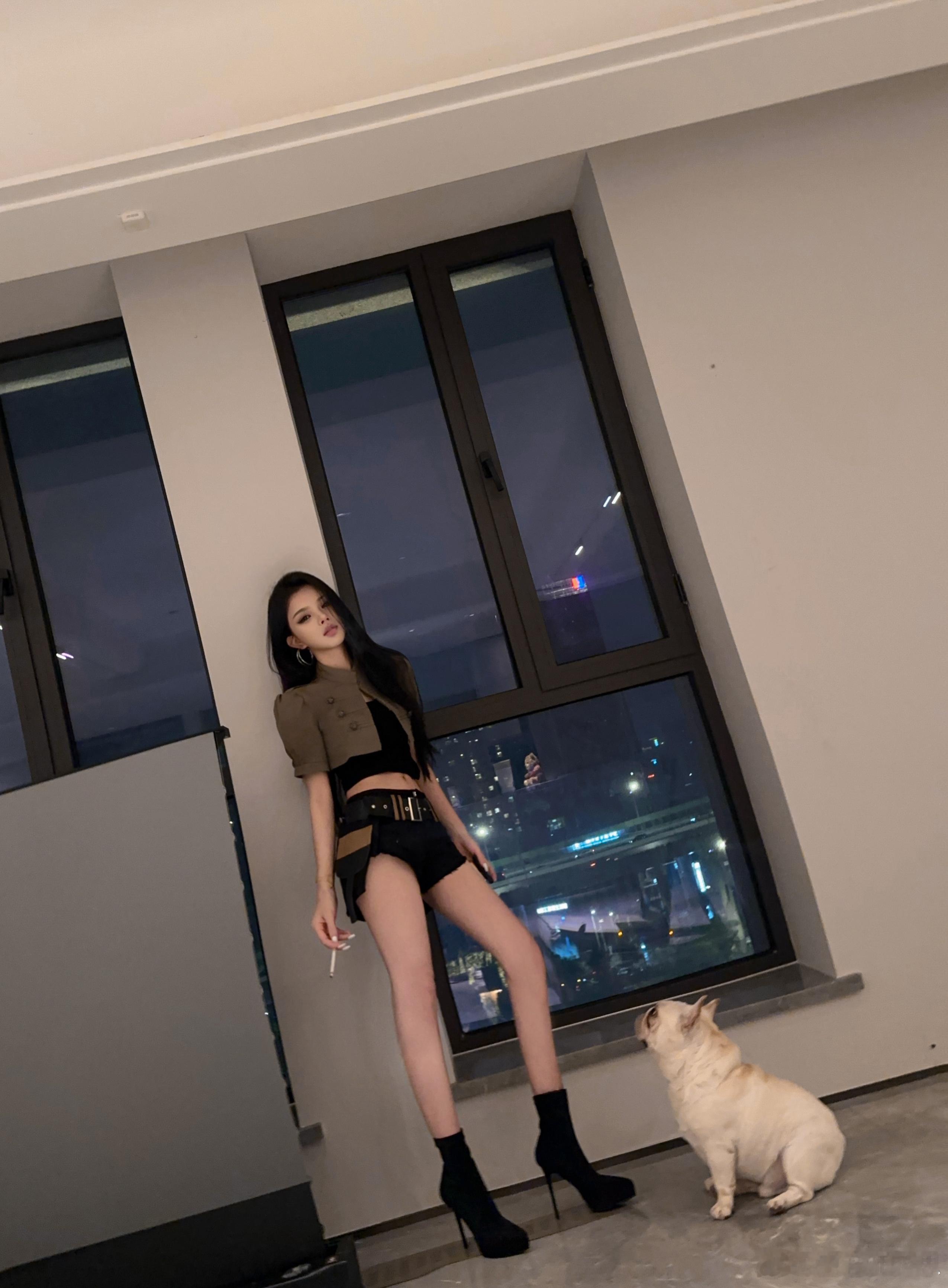 拜见女王大人👸🐖