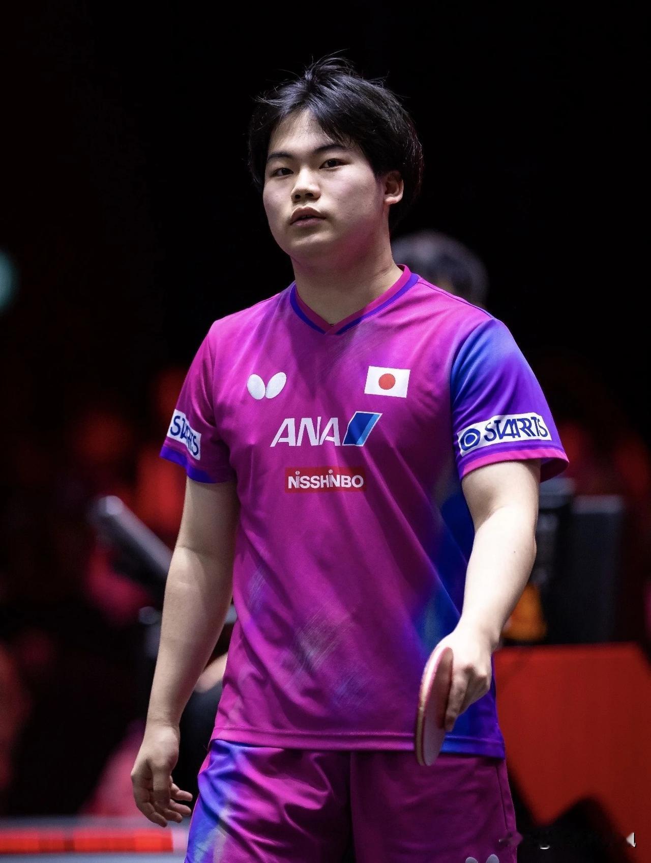 当初那个说樊振东打法过时的松岛辉空进新加坡大满贯16强了。自从乒超联赛被樊振