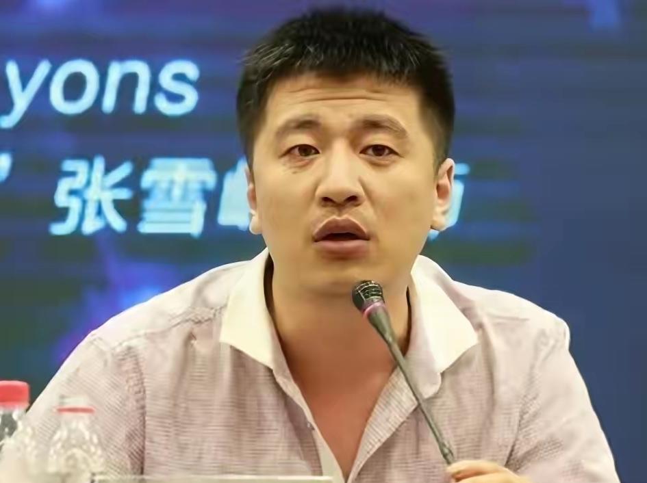 千万捐款记录打脸网暴！张雪峰用行动证明初心，喷子们该醒醒了