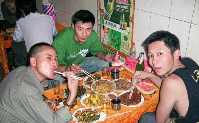 曾经的他那么帅气，为什么陶红就看不上他呢？