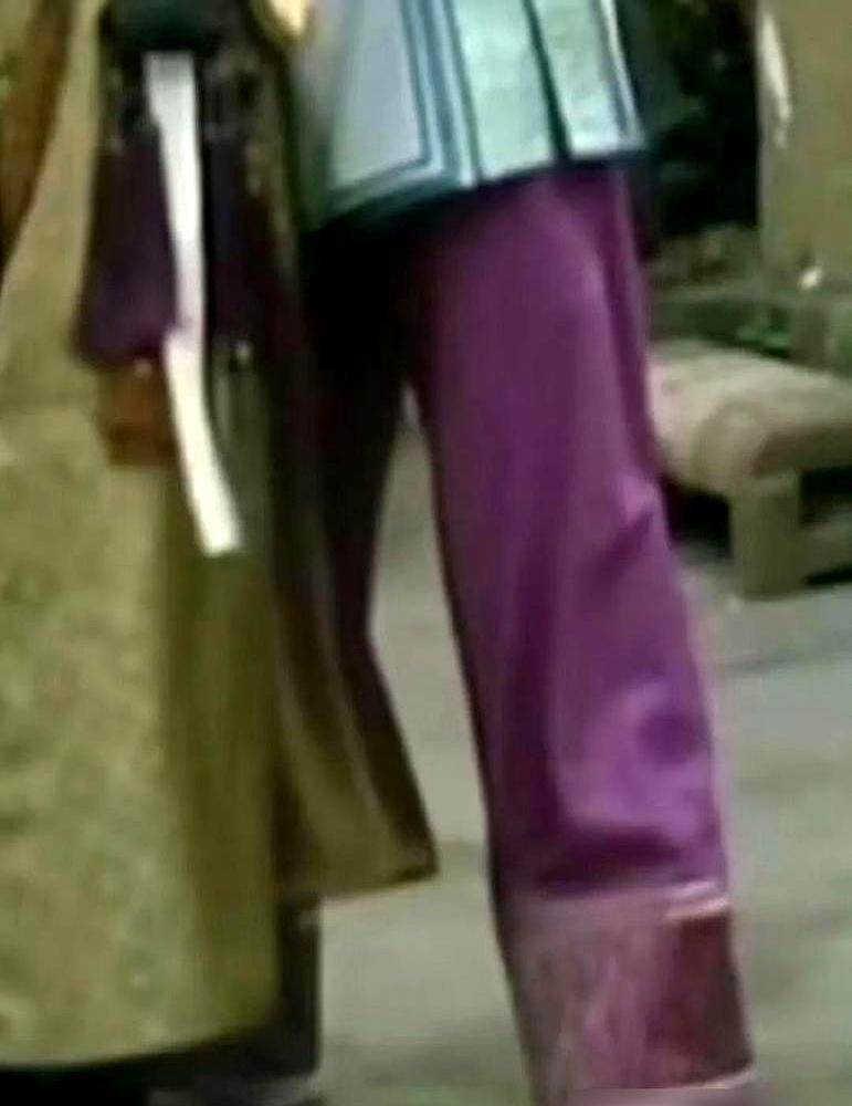 甄嬛传浣碧这段戏居然是剪出来的！蓝盈莹演浣碧时才23岁，剧组要求她疯狂减