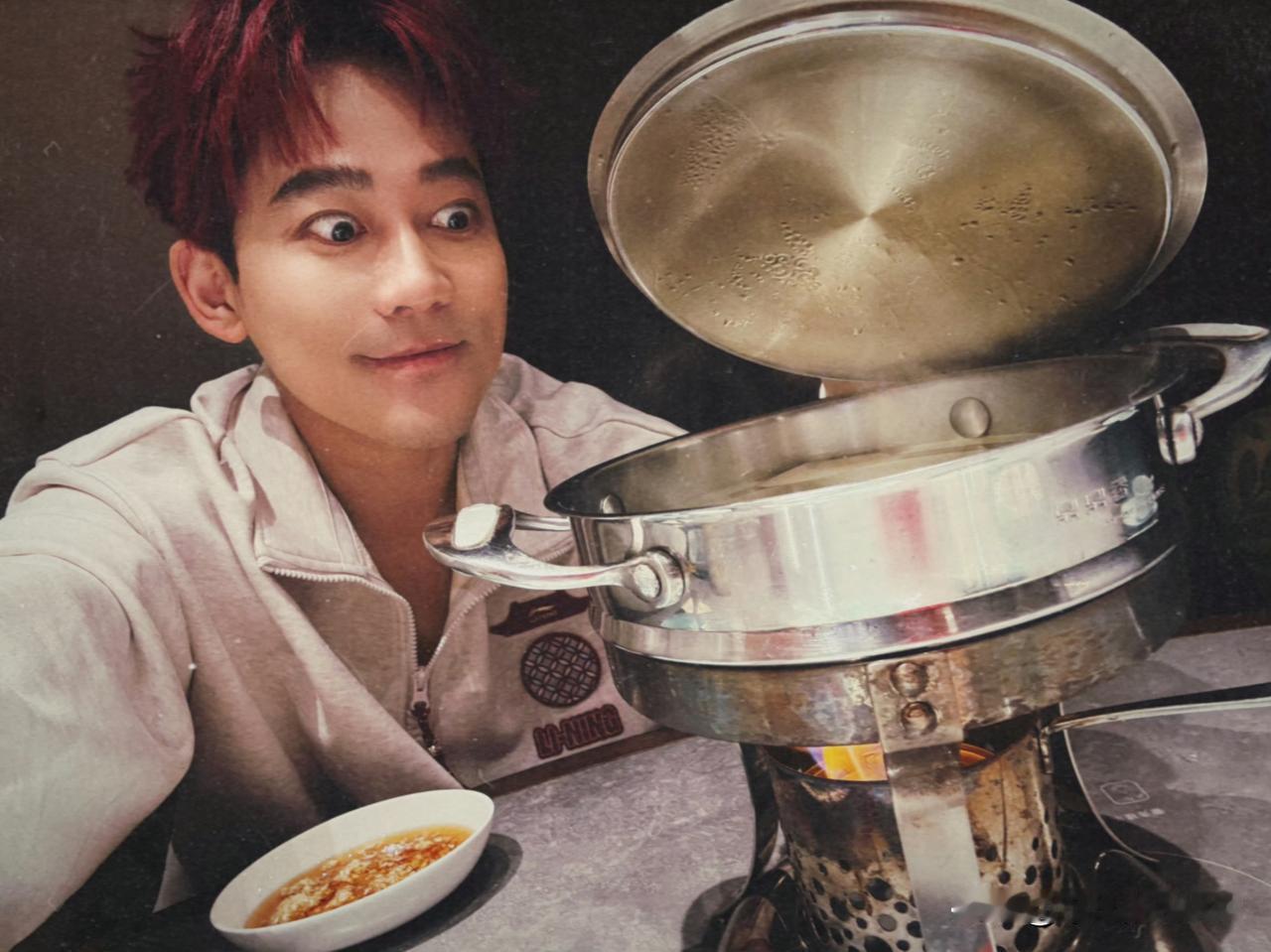 1月31日，苏醒用小号发文说：“没人可以阻挡我前进的步伐，下个月再减肥吧。”