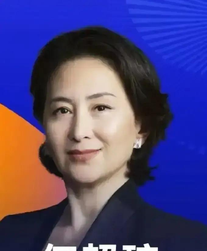 霍启刚何超琼，根本不是去哈尔滨玩雪的。他们下飞机的第二天，黑龙江省和澳门政