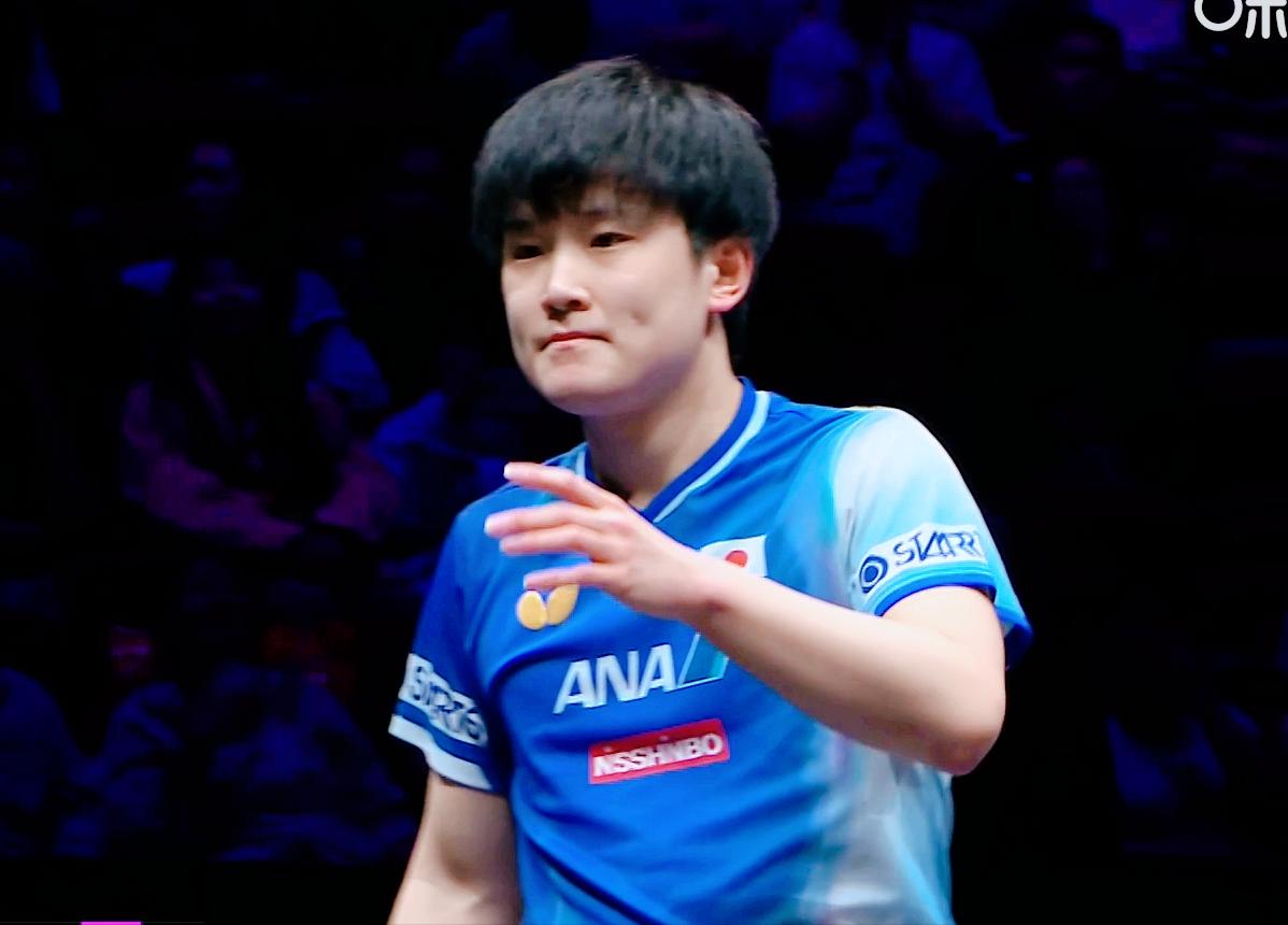 周雨说：宇田打张本智和，速度和技术都够了，但是稳定性不够。宇田的得上限很高，